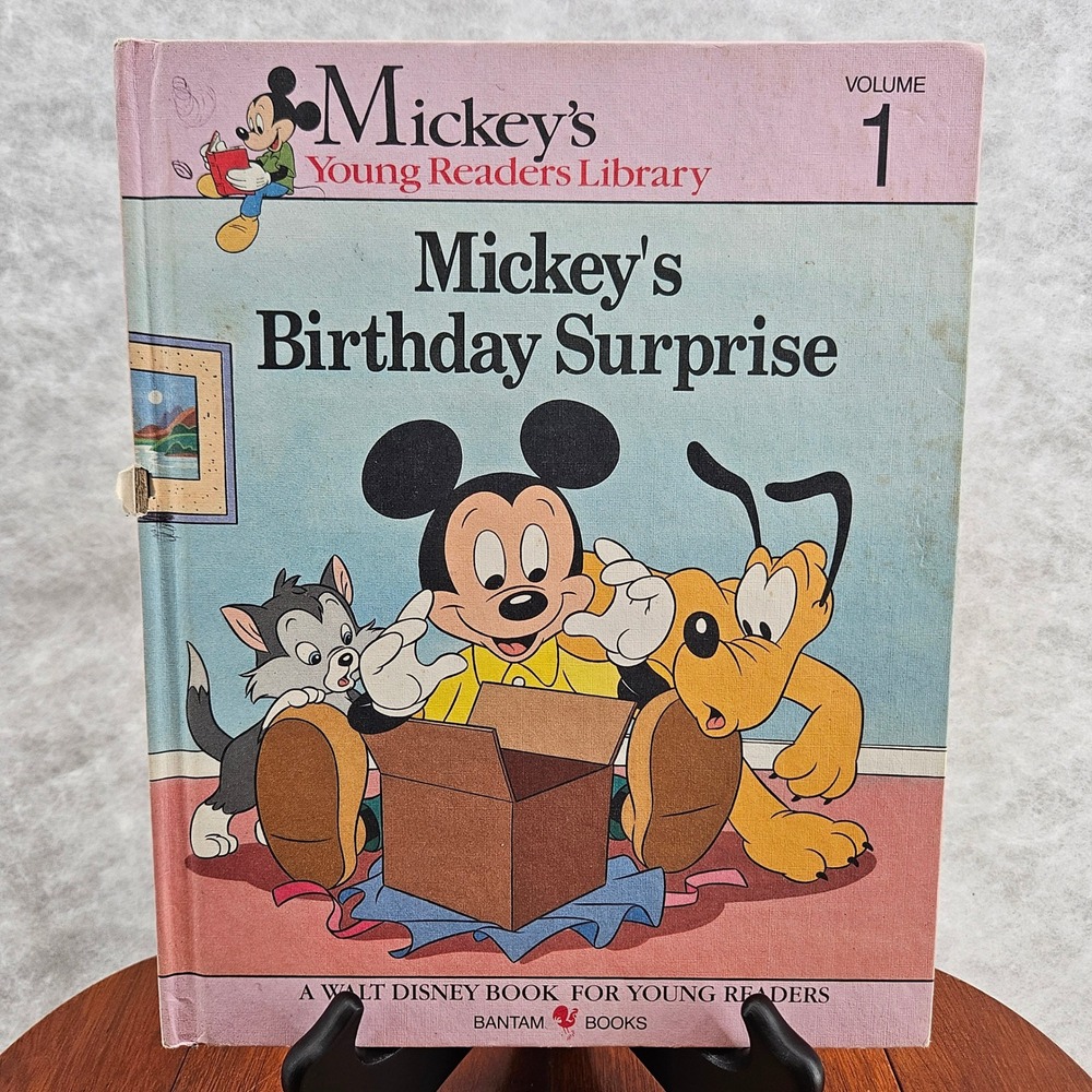 Mickeys Birthday Surprise Volume 1‎ Young Readers Library Disney Book Bantam